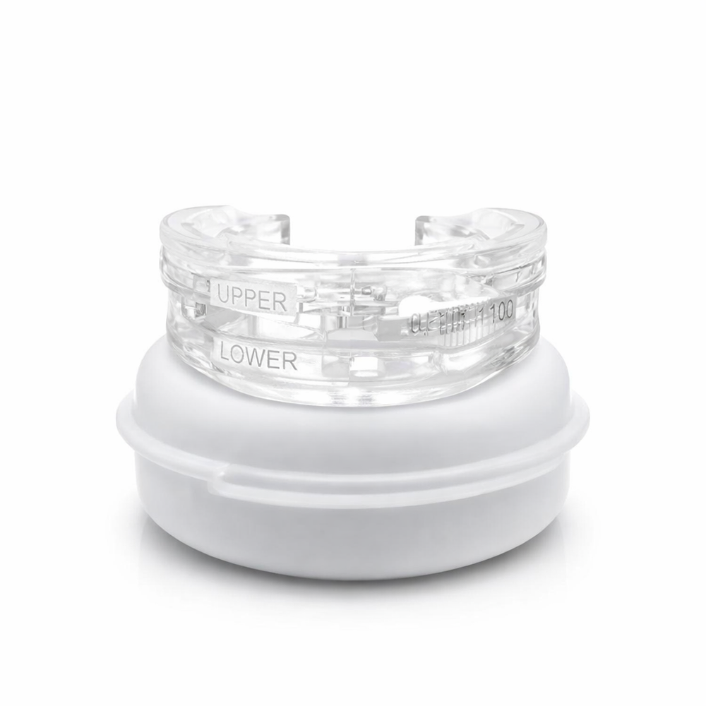 New Anti-Snoring Mouthguard Teeth Bruxism Mouthguard Improves Sleep Teeth Bruxism Sleep and Apnea Device — hero white