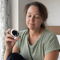 Handheld Sleep Aid Device Palm Pulse Sleep Massager Rechargeable Microcurrent Device for Help Improve Sleep Insomnia Anxiety — scale